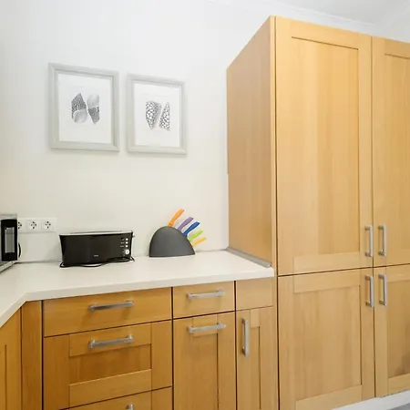 Appartamento Cozy With Terrace And Access To The Beach, In Elviria, East Marbella