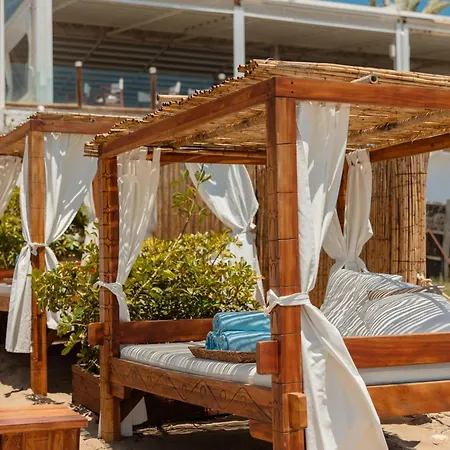 Cozy With Terrace And Access To The Beach, In Elviria, East Apartment Marbella