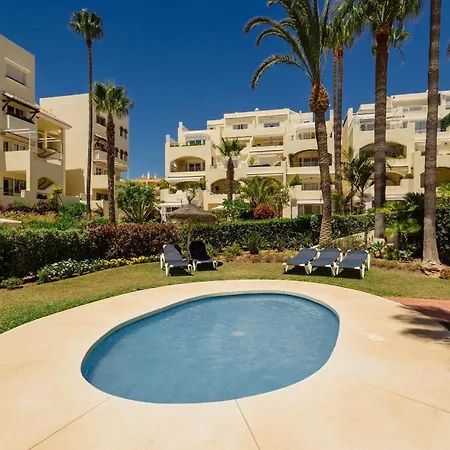 Cozy With Terrace And Access To The Beach, In Elviria, East Lägenhet *