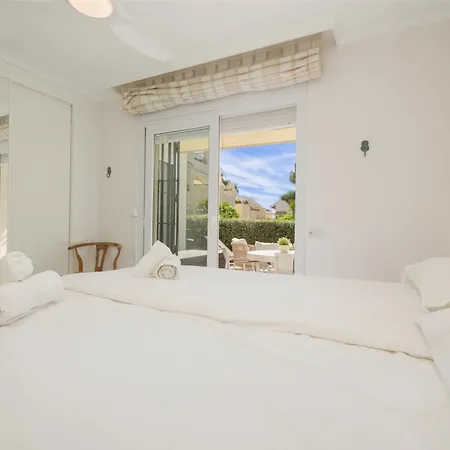 Cozy With Terrace And Access To The Beach, In Elviria, East Apartment Marbella