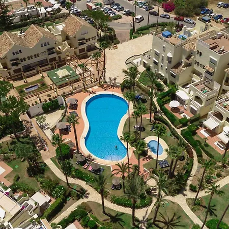 شقة Cozy With Terrace And Access To The Beach, In Elviria, East ماربيا