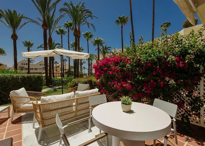 Apartament Cozy With Terrace And Access To The Beach, In Elviria, East